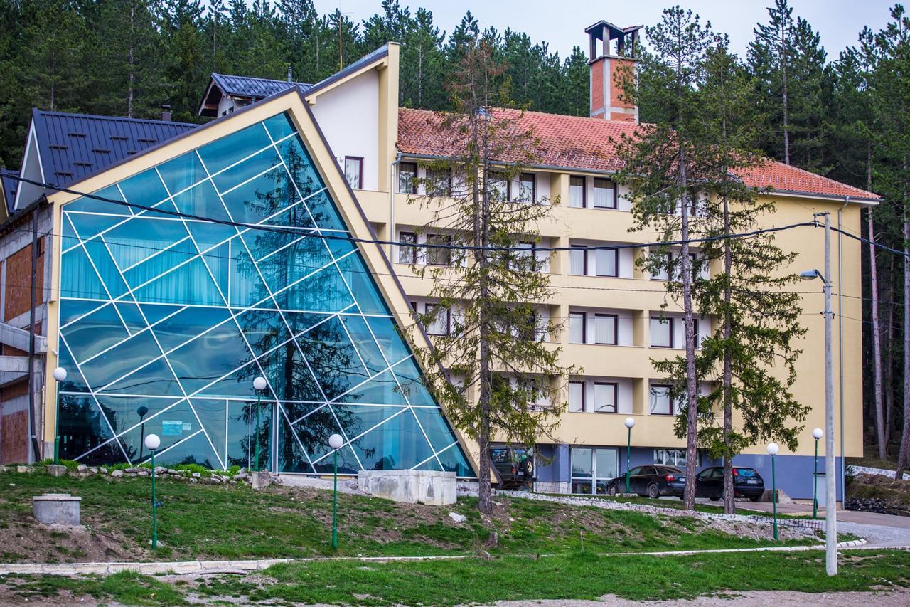 Hotel Borici Sjenica Exteriör bild