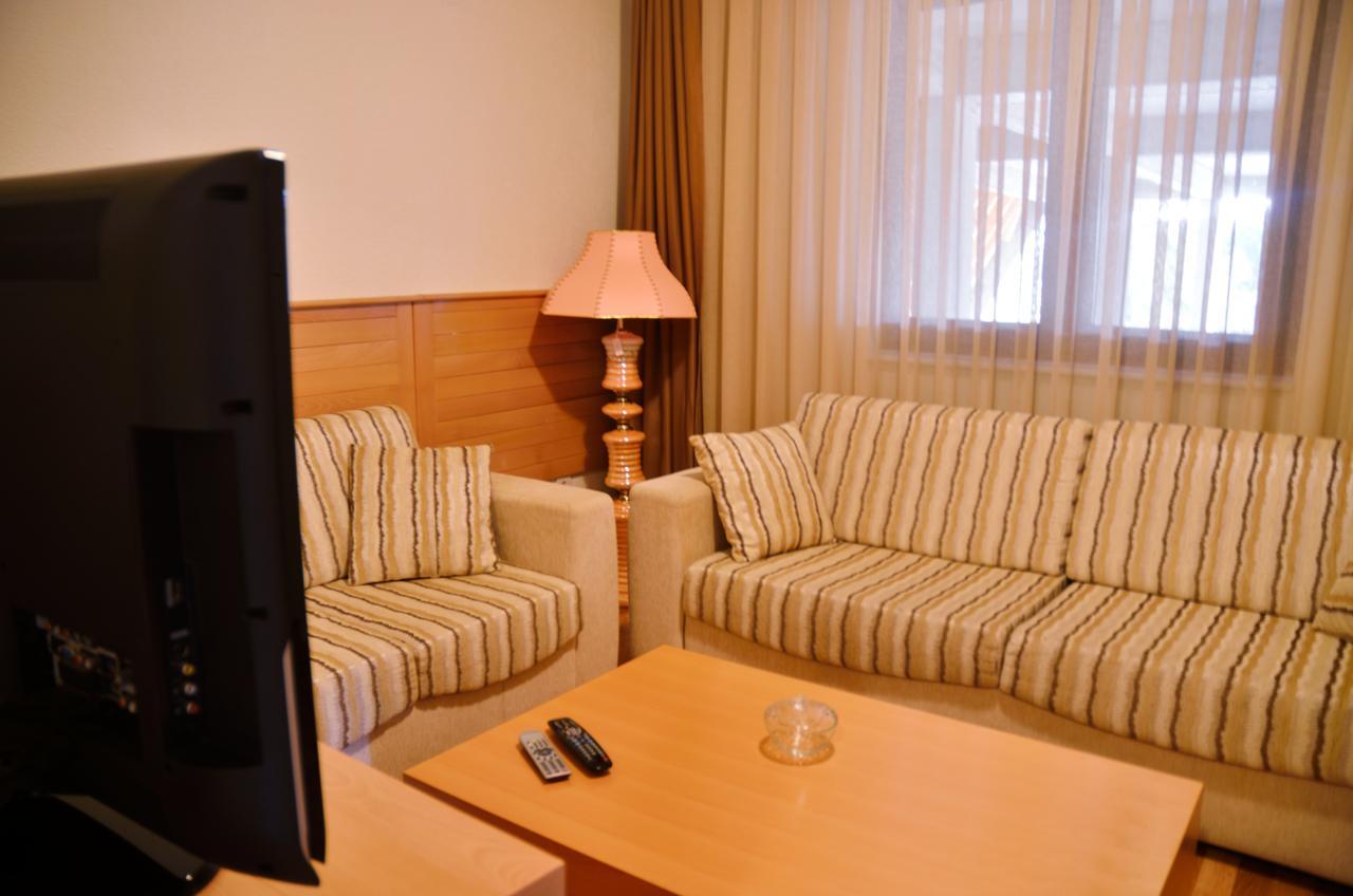 Hotel Borici Sjenica Exteriör bild