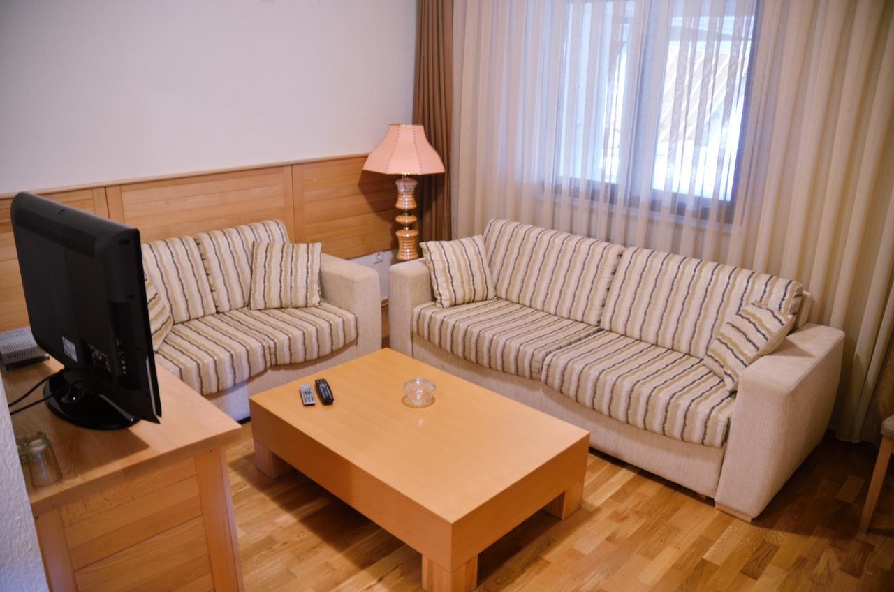 Hotel Borici Sjenica Exteriör bild
